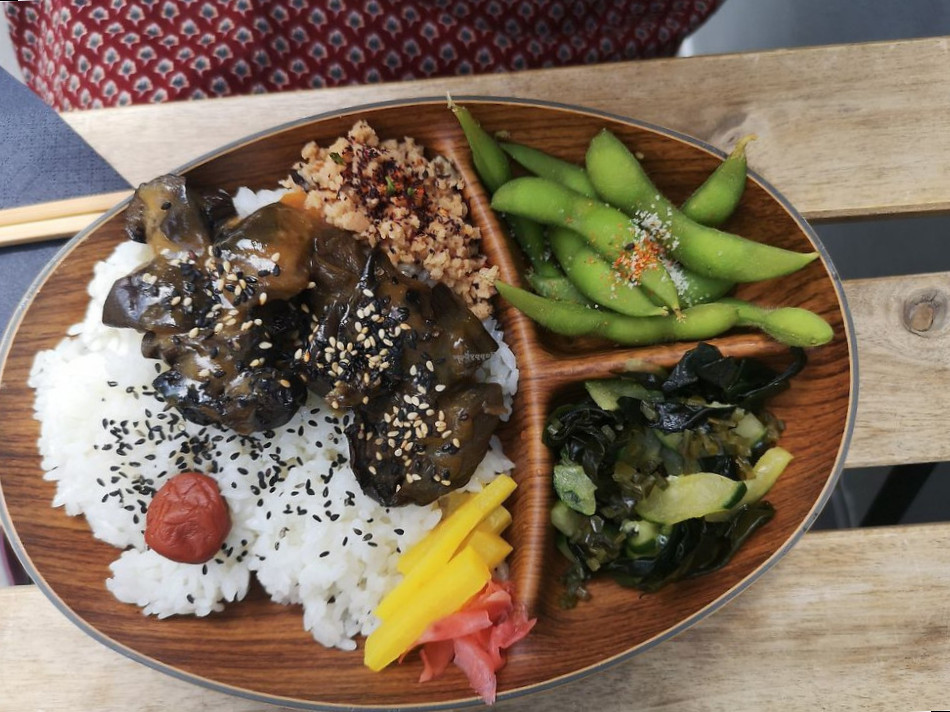restaurant image