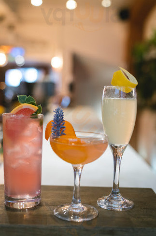 restaurant image