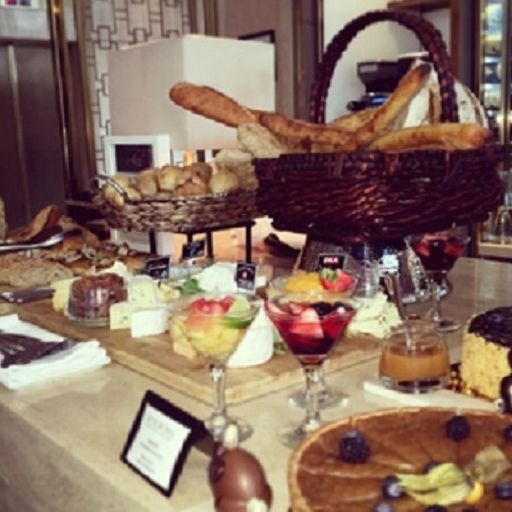 restaurant image