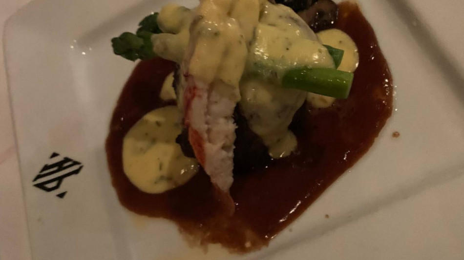 restaurant image