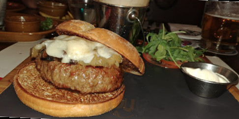 restaurant image