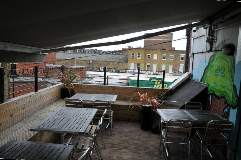 restaurant image