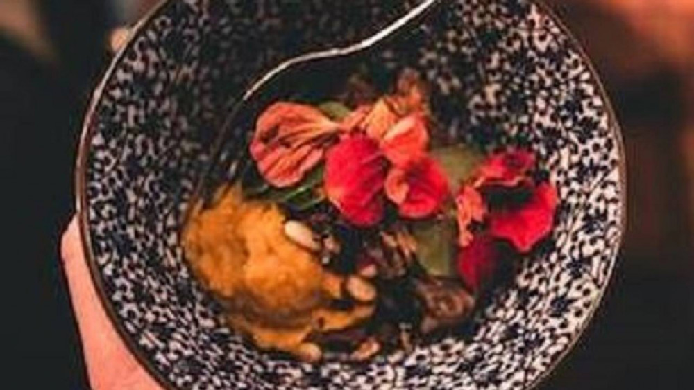 restaurant image