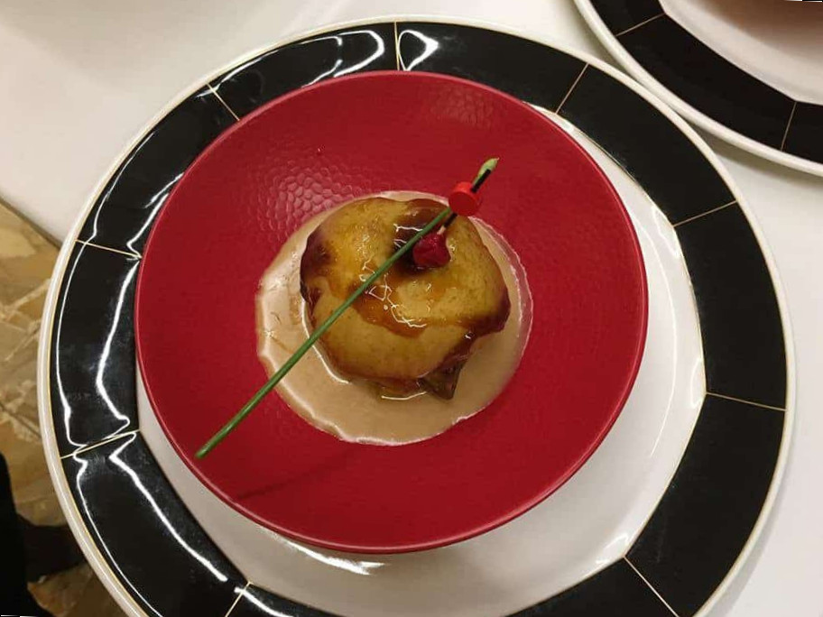 restaurant image