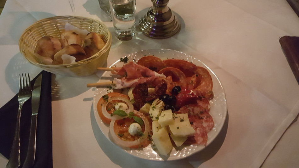 restaurant image