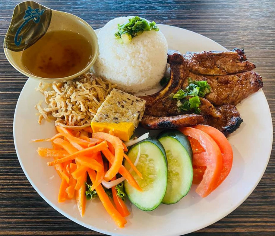 restaurant image