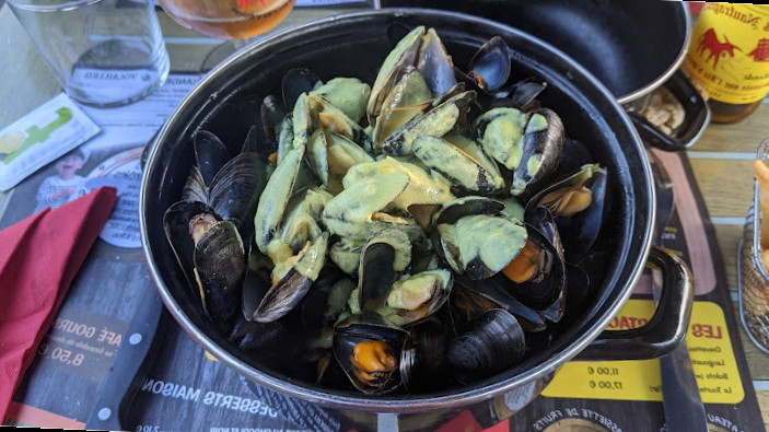 restaurant image
