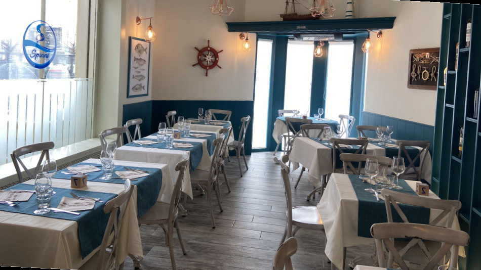 restaurant image