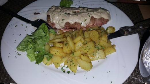 restaurant image
