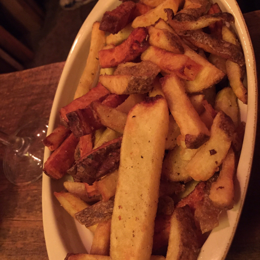 restaurant image