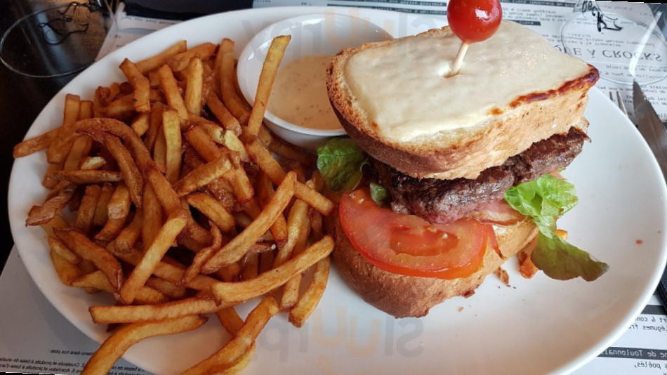restaurant image