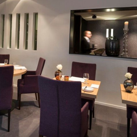 restaurant image
