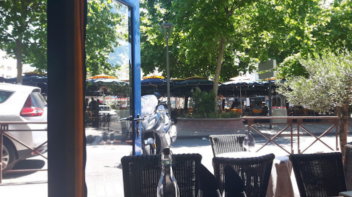 restaurant image
