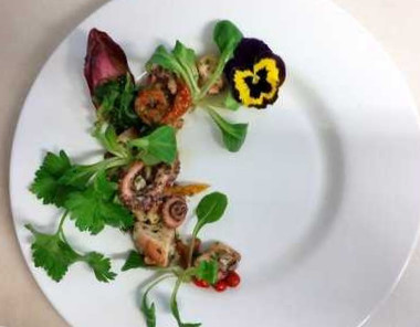 restaurant image