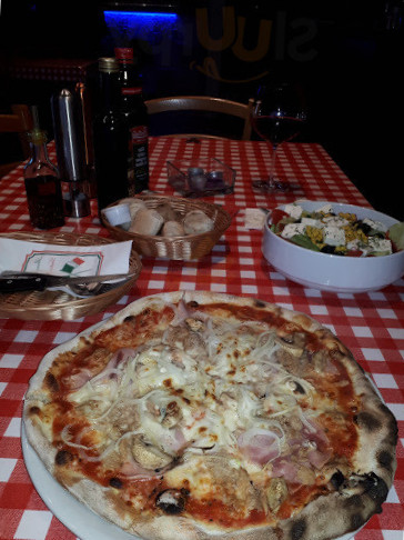 restaurant image