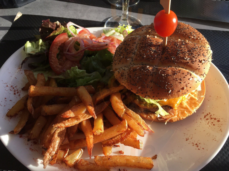 restaurant image