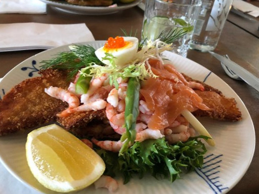 restaurant image