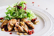 Don Camillo Weiz food