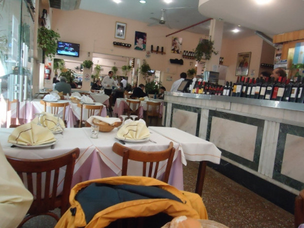 restaurant image
