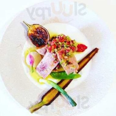 restaurant image