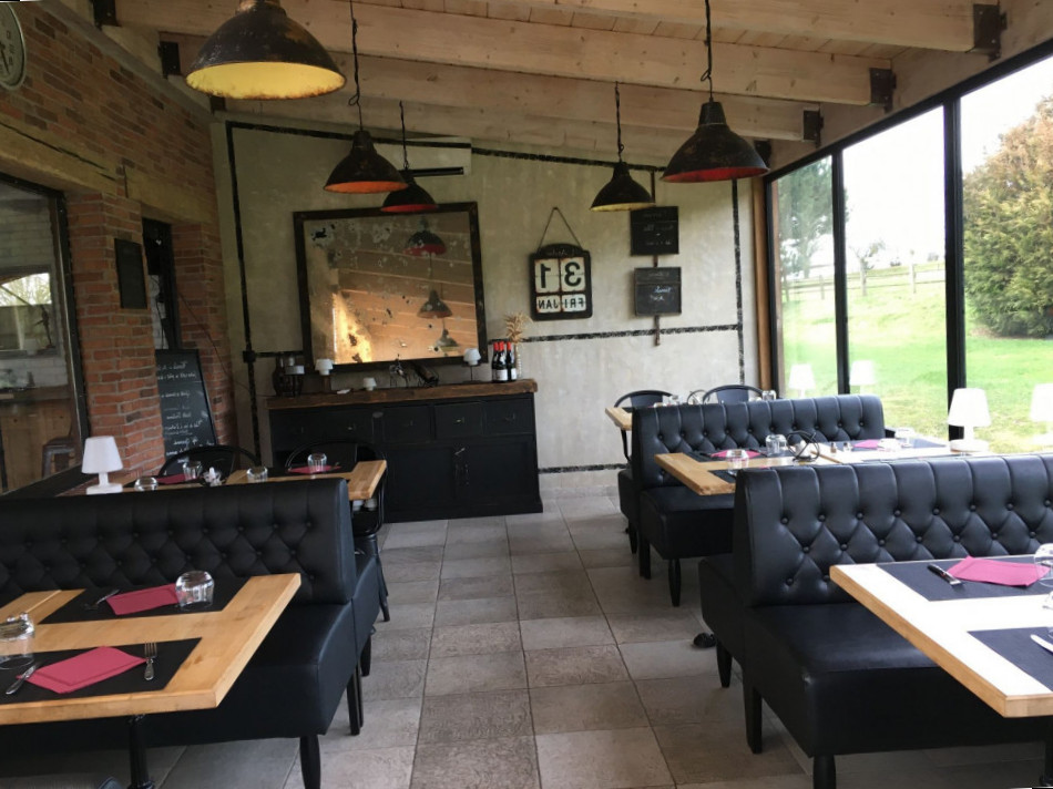 restaurant image