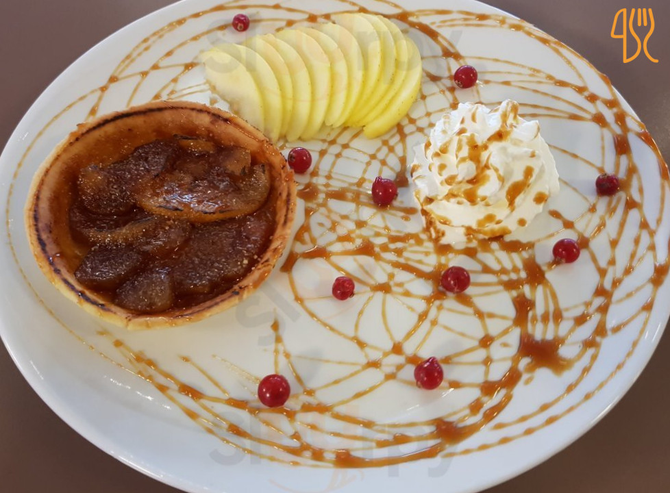 restaurant image