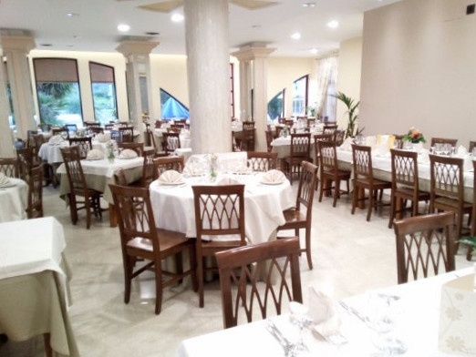 restaurant image