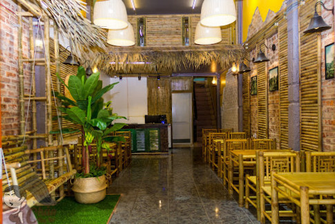 restaurant image