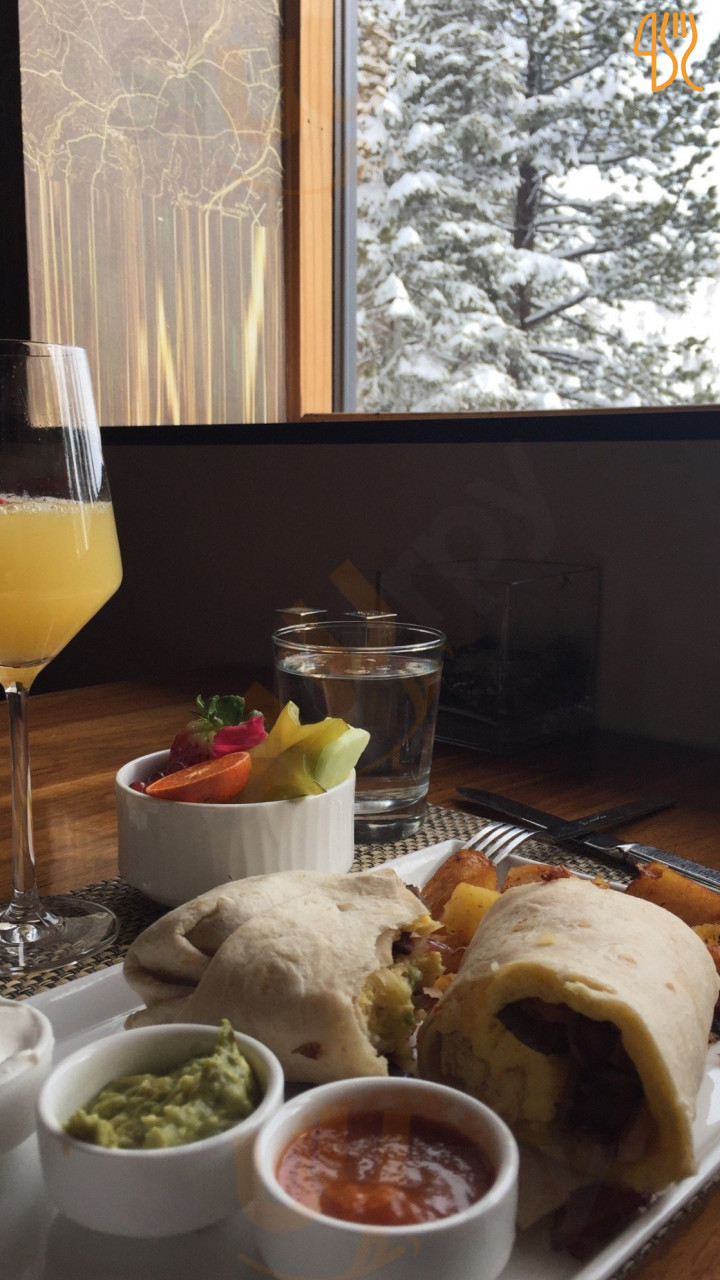 restaurant image