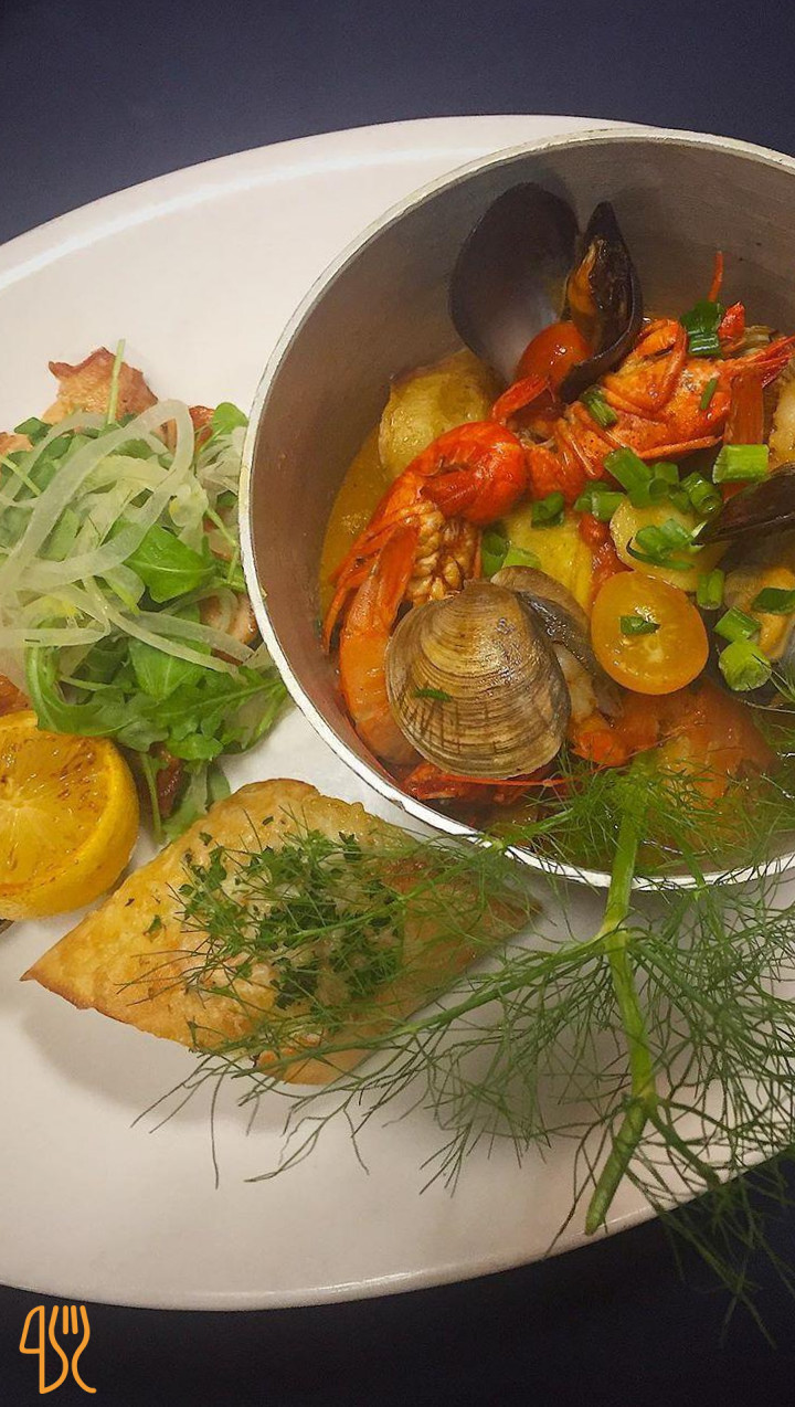 restaurant image