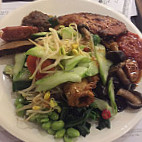 Minder Vegetarian Q Square Mall food
