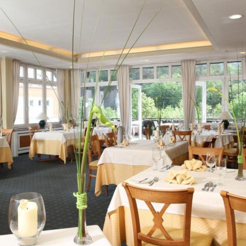 restaurant image