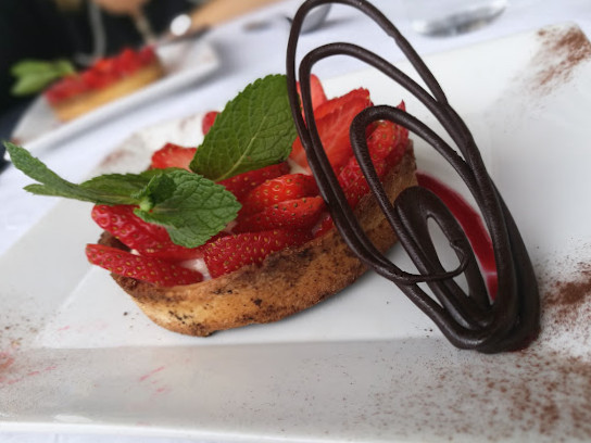 restaurant image