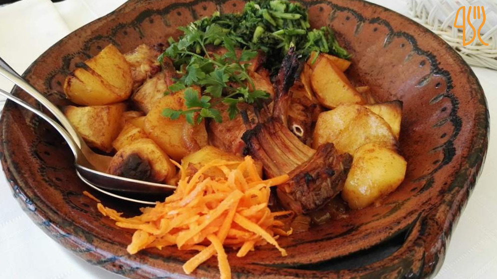 restaurant image