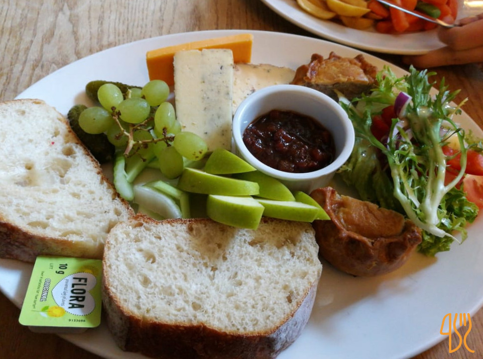 restaurant image