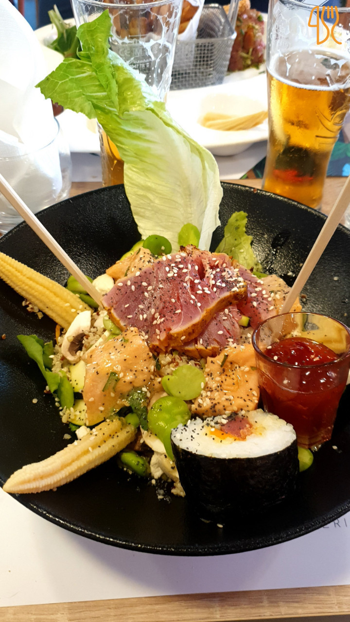 restaurant image