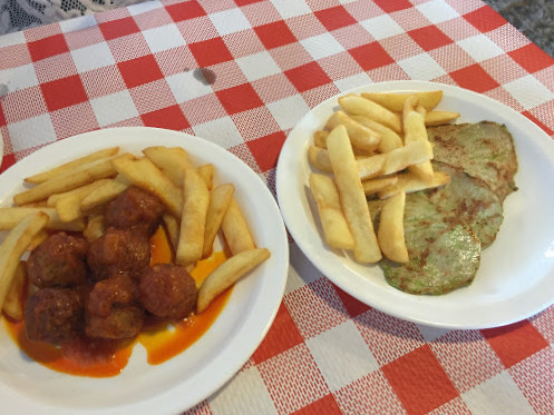 restaurant image