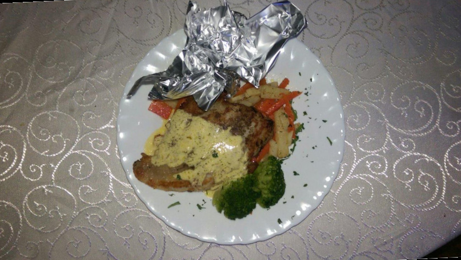 restaurant image