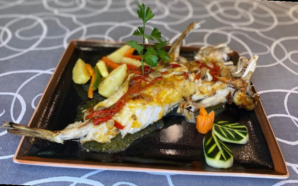 restaurant image