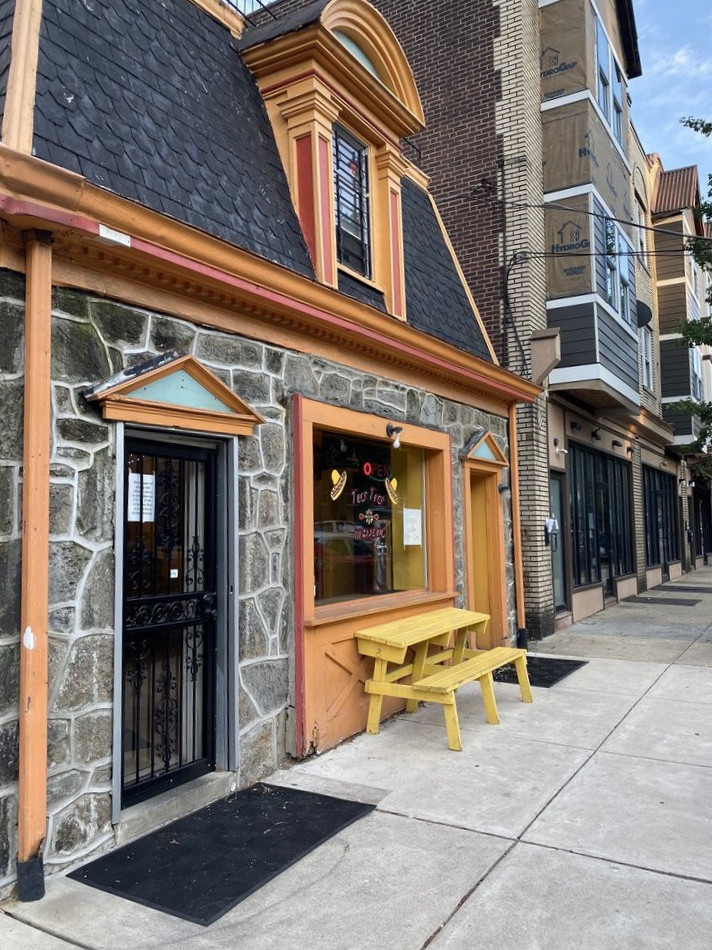 restaurant image