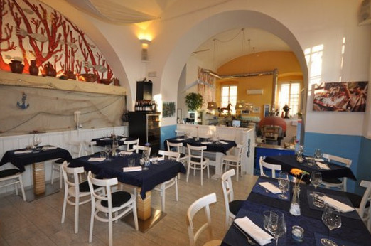 restaurant image