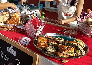 restaurant image