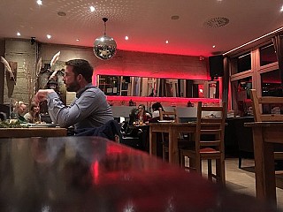 restaurant image