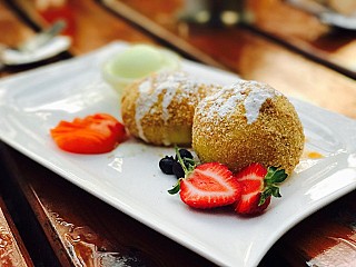 restaurant image