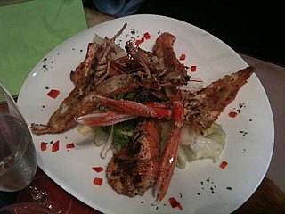 restaurant image
