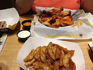 restaurant image