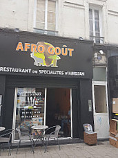 restaurant image