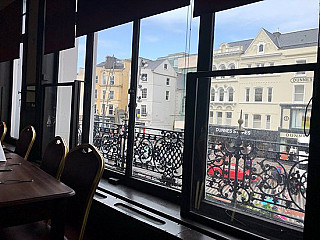 restaurant image
