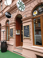 restaurant image