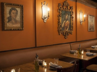 restaurant image